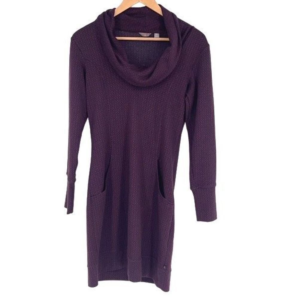 Merrell Indira Geometric Cowlneck
Double Geo Ponte Knit Long Sleeve
Pocket Dress